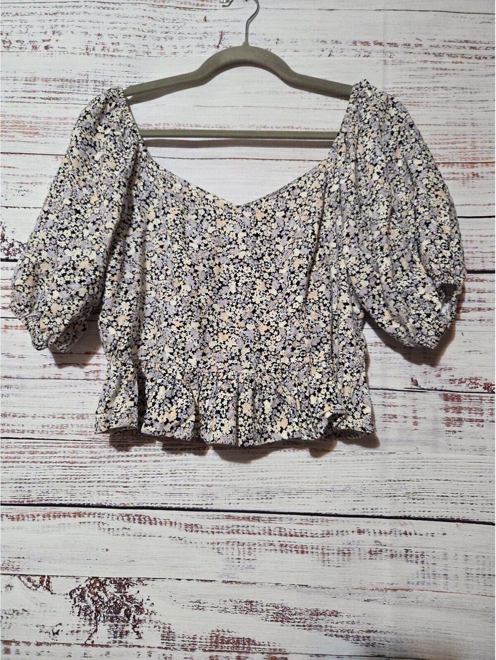 stitch & pine Medium Floral Pattern Rayon Linen Blend Puff Sleeve Blouse